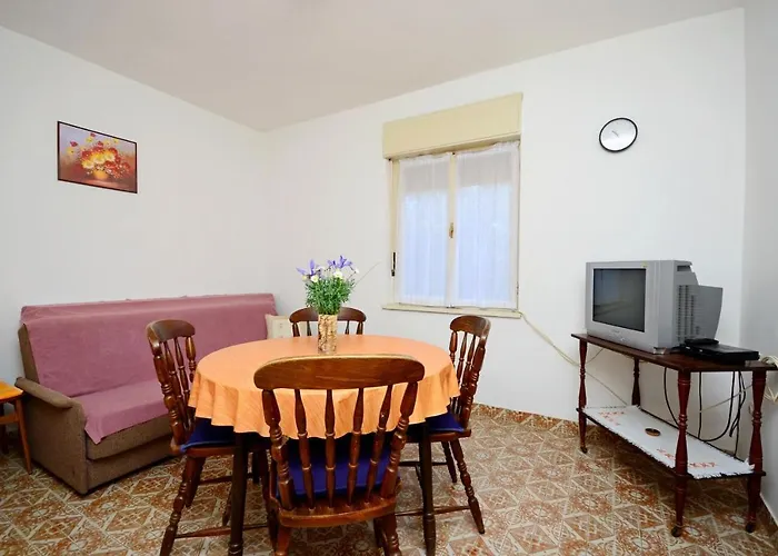 Apartments Mirela